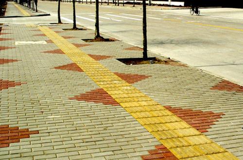 Отношения со слепым. 10 удивительных фактов из жизни слепых людей