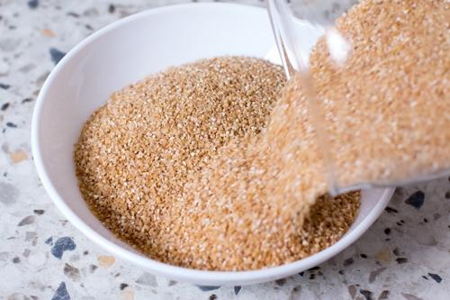 Как хранить орехи, чтобы не завелась моль. 