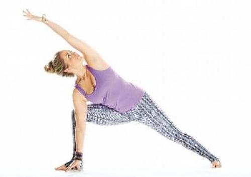 Паршваконасана. Интенсивное боковое вытягивание и укрепление ног: поза Уттхита Паршваконасана в йоге