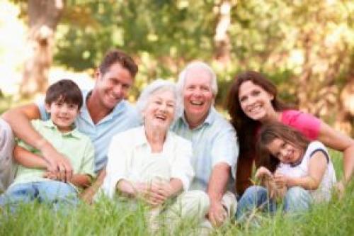 Зачем человеку создавать семью. Значение семейных отношений