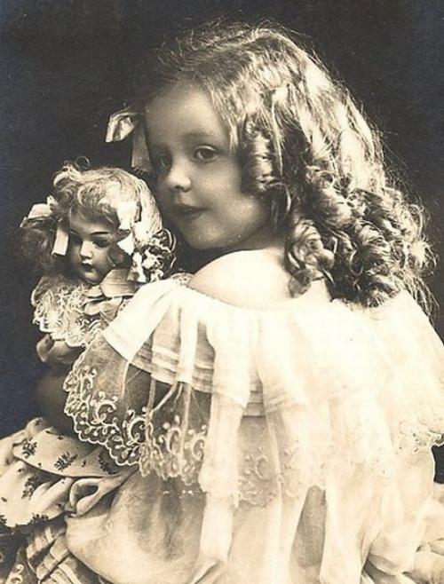 Стихи про войну до слез про девочку. Война, дети, куклы... Стихи о войне