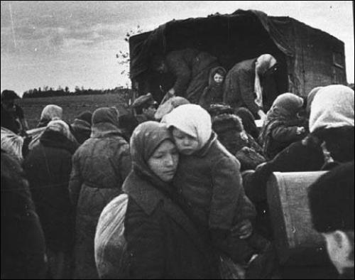 Стихи про войну до слез про девочку. Война, дети, куклы... Стихи о войне