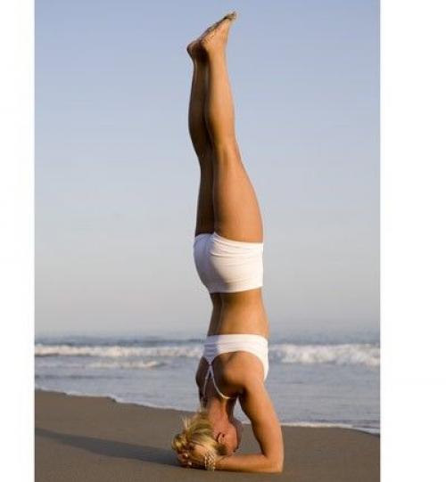 Саламба Ширшасана. 