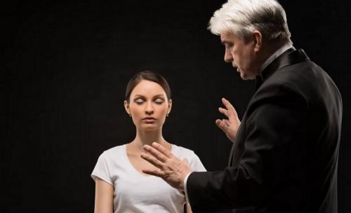 Как загипнотизировать человека. Влияние гипноза на человека