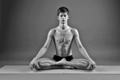 Ардха Сиддхасана. Совершенная поза в йоге Сиддхасана. Любимая асана мудрецов и йогинов