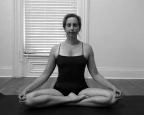 Ардха Сиддхасана. Совершенная поза в йоге Сиддхасана. Любимая асана мудрецов и йогинов