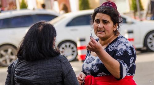 Как не поддаваться гипнозу цыганок. Какие знаки зодиака не поддаются гипнозу цыган: в чем их сила