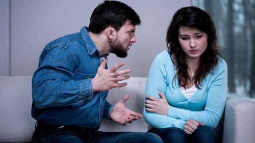 Почему муж постоянно оскорбляет жену. Психологи выявили 7 причин, почему мужчина может оскорблять свою любимую женщину