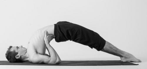 Поза мостик любви. Позы йоги — Мост с опорой