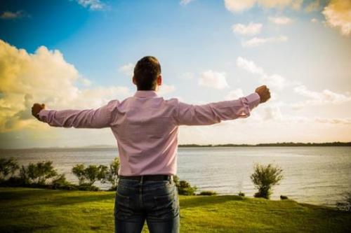 Как стать эгоистом и полюбить только себя. Хотите знать как стать положительным эгоистом и зажить для себя ?