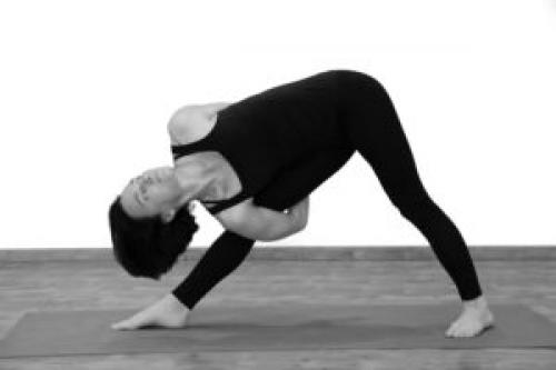 Триконасана отстройка. Уттхита Триконасана