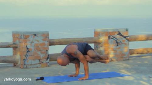 Паршва Бакасана. Бакасана и Паршва Бакасана