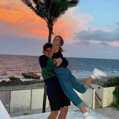 Как перестать бояться быть одной дома. Почему мы не чувствуем себя полноценными без пары?