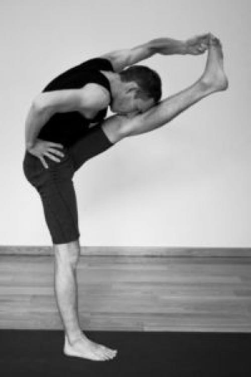 Уттхита Хаста Падангуштхасана I и II. Уттхита Хаста Падангуштхасана 1, 2, 3