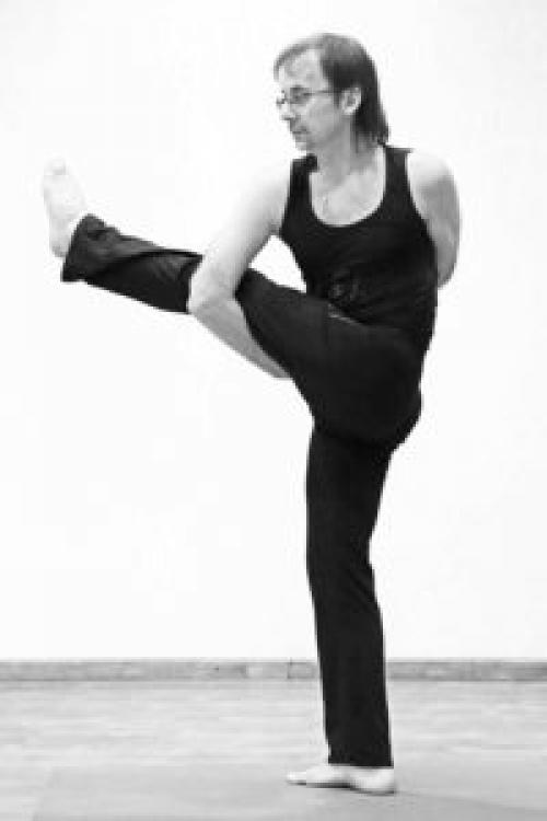 Уттхита Хаста Падангуштхасана I и II. Уттхита Хаста Падангуштхасана 1, 2, 3