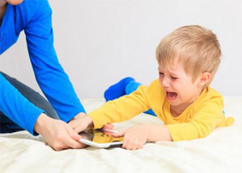 Ребенок 2 года игнорирует просьбы. Что делать, если ребенок игнорирует родителей и их просьбы