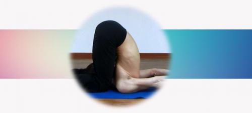 Карнапидасана перевод. Карнапидасана в йоге: техника выполнения, значение и польза