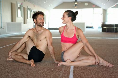 Ардха Матсиендрасана. 