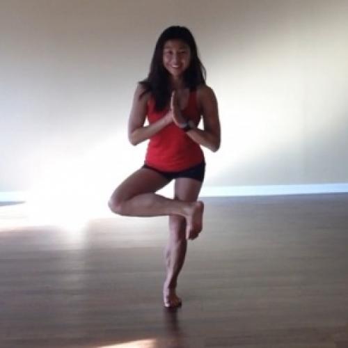 Асаны стоя на одной ноге. 10 асан на развитие баланса