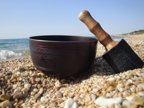 Что такое вибрационно АКУСТИЧЕСКИЙ массаж. Применение виброакустического массажа тибетскими поющими чашами в оздоровительных практиках