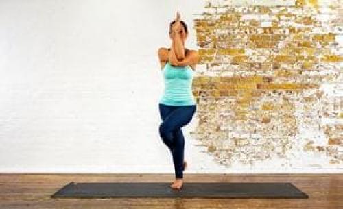 Поза Орла в йоге. Поза Гарудасана: развивайте мощную концентрацию и равновесие