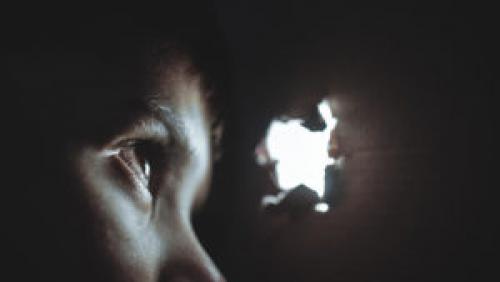 Боязнь замкнутого пространства причины и лечение. Почему люди боятся замкнутых пространств