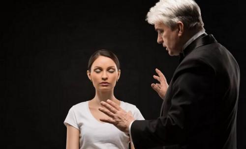 Что такое гипноз и как им овладеть. Влияние гипноза на человека