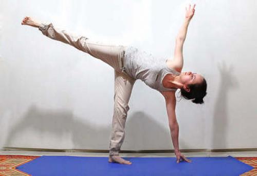 Ардха чандрасана польза. Ваш организм будет сильным и здоровым благодаря Ардха Чандрасане