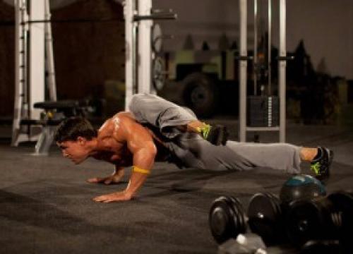 Ардха чакрасана поза полумоста. Ардха Чакрасана