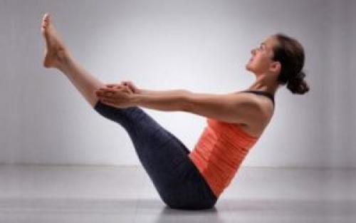 Поза Навасана – сделает пресс стальным, а спину крепкой и здоровой