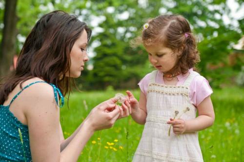 Истерики и капризы .  Почему важно правильно реагировать на капризы ребенка?