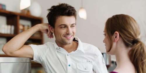 Если мужчина хочет женщину, он ее любит. Паузы и ускорения во время разговора