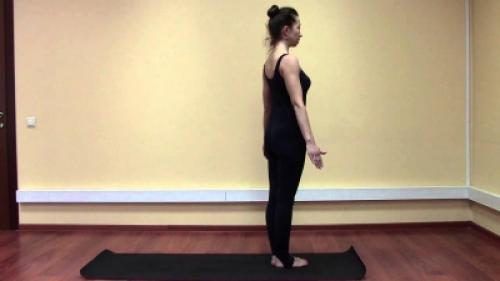 Делаем Тадасану (позу Горы) правильно для максимального эффекта для здоровья