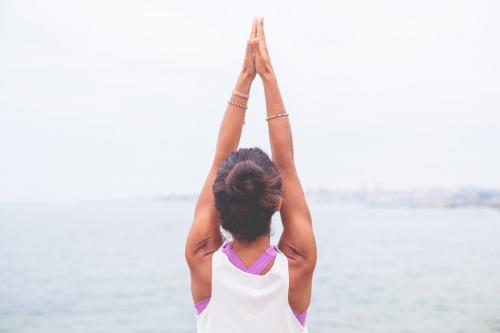 Утренняя гимнастика сурья намаскар. Сурья Намаскар