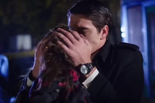 Как ведет себя мужчина который по настоящему любит. Мужчина не любит: почему он не отпускает? 01