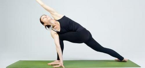 Поза Паривритта Паршваконасана – мощное упражнение для улучшения пищеварения