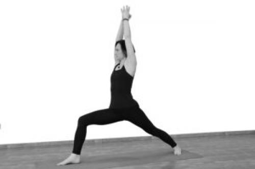 Вирабхадрасана перевод. Вирабхадрасана 1, 2, 3