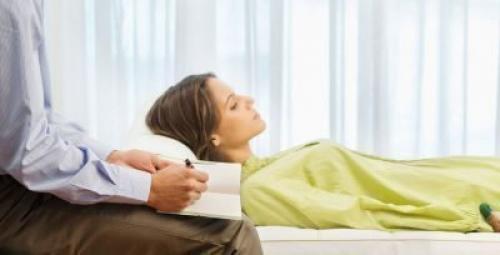 Как загипнотизировать человека во сне. Особенности глубокого транса