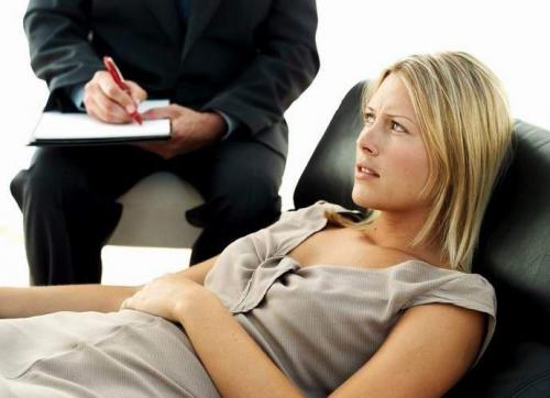 Мужчина который любит, как себя ведет. Невербальные признаки 02