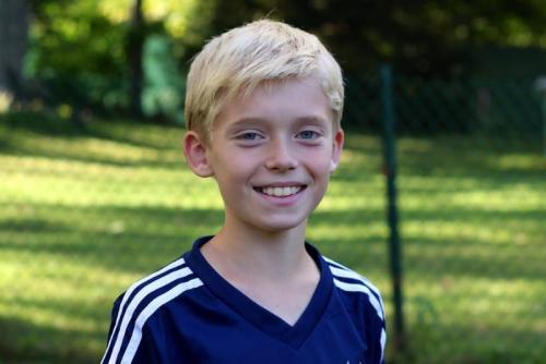 Психология детей 8-9 лет. Как себя вести, если ваш сын ведет себя агрессивно с самого детства?