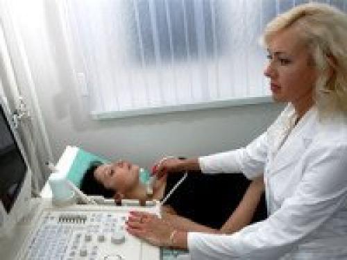 Аутоиммунный тиреоидит и панические атаки. Симптомы при аутоиммунном тиреоидите: своевременные анализы позволят избежать последствий болезни