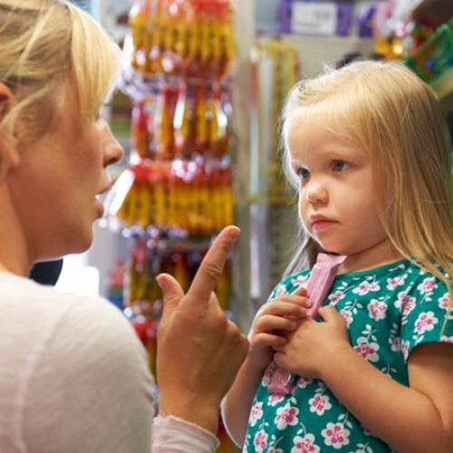 Что делать когда ребенок ворует деньги. Почему дети воруют деньги? 02 Что делать когда ребенок ворует деньги. Почему дети воруют деньги? 02
