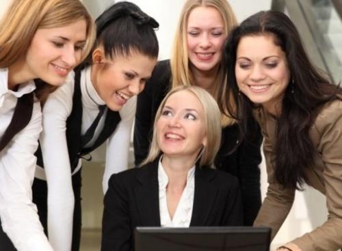 Как общаться с коллегами женщинами. Совет 2 : Как выжить в женском коллективе