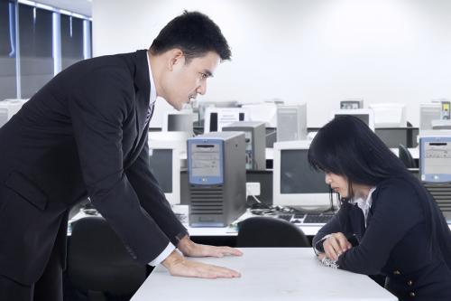 Подчиненный не соблюдает субординацию. Не соблюдает субординацию. Подчиненный и начальник