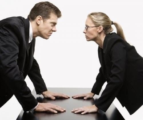 Если начальник хамло. Если начальник хам? Что делать?