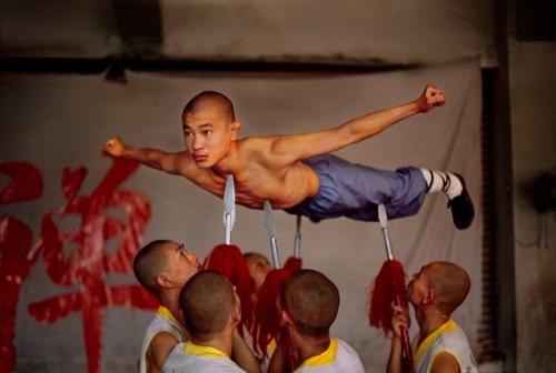 Тибетские оздоровительные практики. Польза и противопоказания для гормональной гимнастики