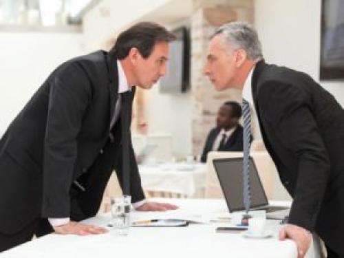 Что делать если подчиненный не хочет работать. Как заставить подчиненных слушаться?