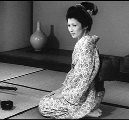 Позы ног сидя значение. Что может рассказать о вас поза, в которой вы сидите?