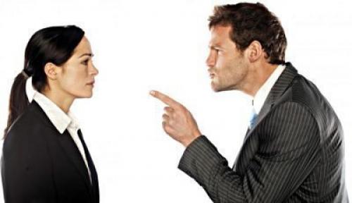 Как вести себя с начальником который тебя гнобит. Что нужно делать, если начальник постоянно орет и унижает