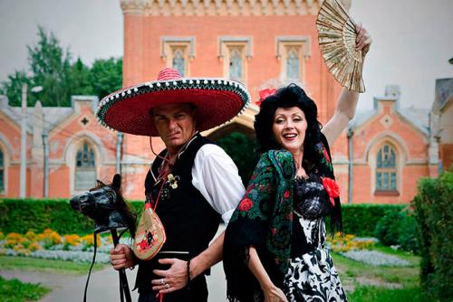 Чья фамилия. Чтобы разобраться с тем к какой национальности принадлежат та или иная фамилия, нужно обратить внимание на суффиксы и окончания.